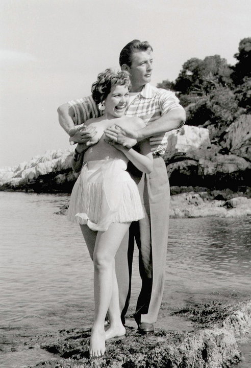 Simone Silva i Robert Mitchum (1954)