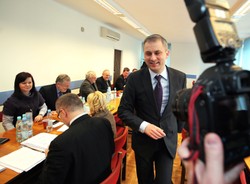 SLD proponuje mniejsze obniżki składki do OFE dla 30-latków