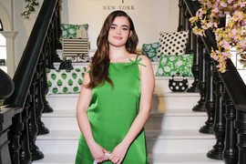 Glumica iz "Euforije" DRAMATIČNO SMRŠALA: Barbi Fereira pozirala u DONJEM VEŠU, ljudi u neverici gledaju njenu novu figuru - "Boginjo, najlepša si!"