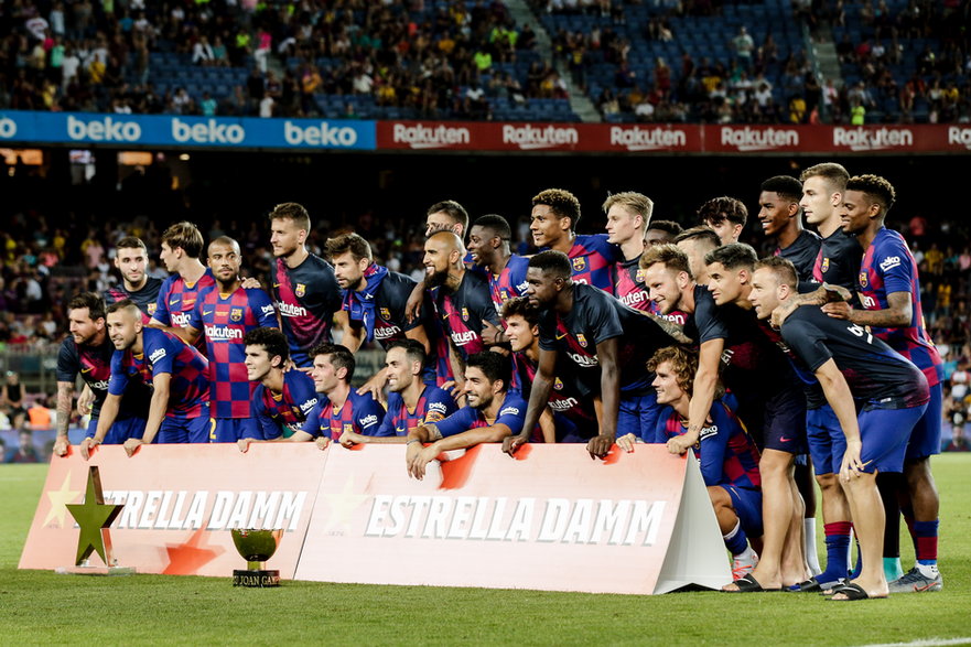 Piłkarze Barcelony po zdobyciu Pucharu Gampera w 2019 r.