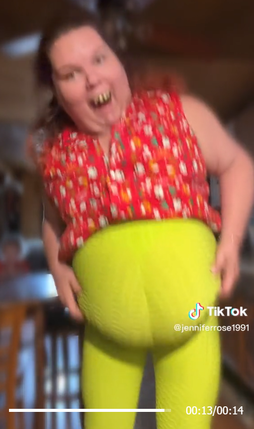 Jennifer si z neprajníkov nič nerobí. 