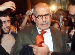 Lider egipskiej opozycji chce rozmów z wojskowymi