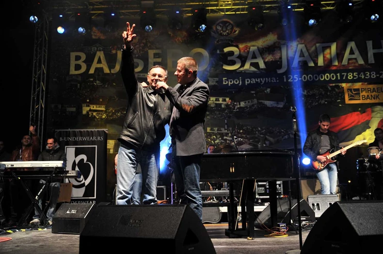 Vlado Georgiev i Oliver Mandic na koncertu "Valjevo za Japan"