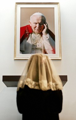 JAPAN-VATICAN-POPE