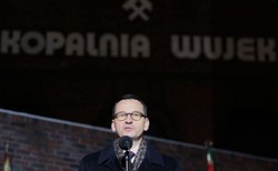 Morawiecki: Różnego rodzaju siły próbują fałszować historię Polski