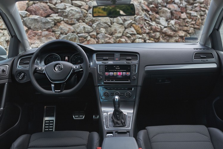 Volkswagen golf alltrack