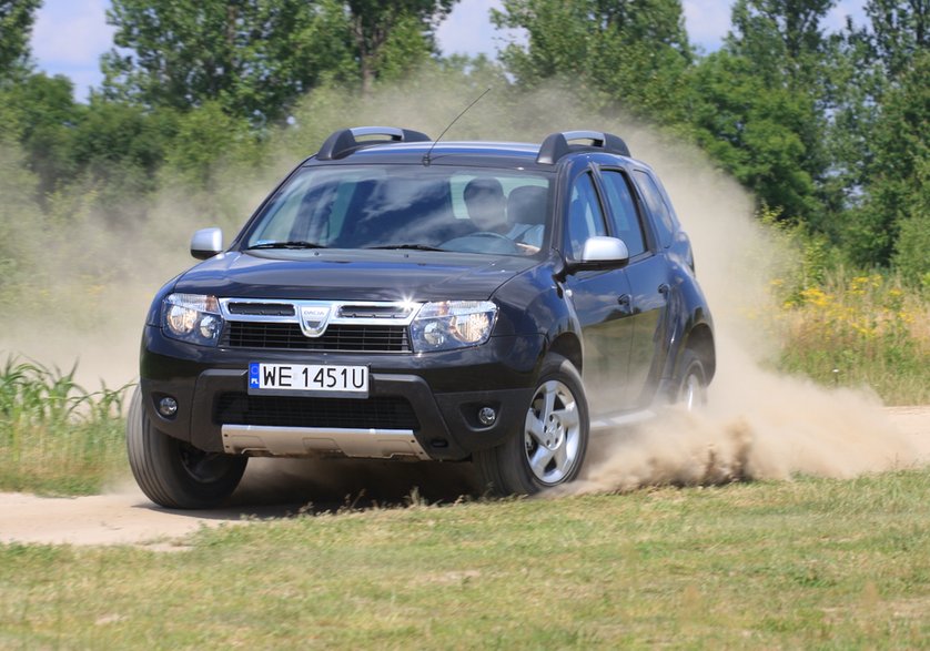 Niezła efektywność napędu 4x4. Nawet w topowych wersjach jakość wykończenia raczej nie rozpieszcza