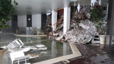 Włochy: hotel Rigopiano zmieciony przez lawinę