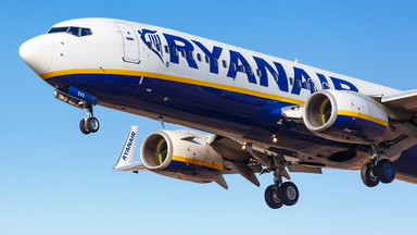 Nieprzyzwoite zachowanie w samolocie Ryanair. 20-latek się zdziwił