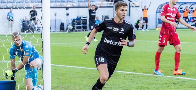 Pogoń Szczecin zgarnęła pełną pulę w meczu z Widzewem Łódź