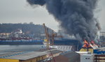 Gigantyczny pożar w Gdyni! Kłęby czarnego dymu spowiły miasto