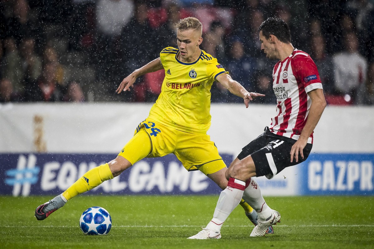 Liga Mistrzów: Crvena Zvezda w... 77 sekund strzeliła dwa gole. Benfica, PSV zagrają w fazie grupowej