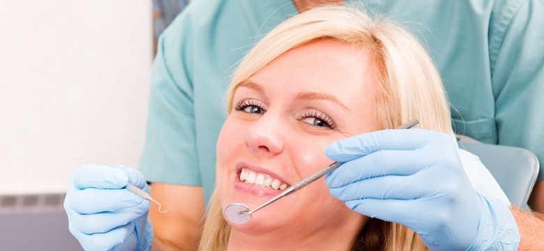 W ciąży na fotelu dentystycznym