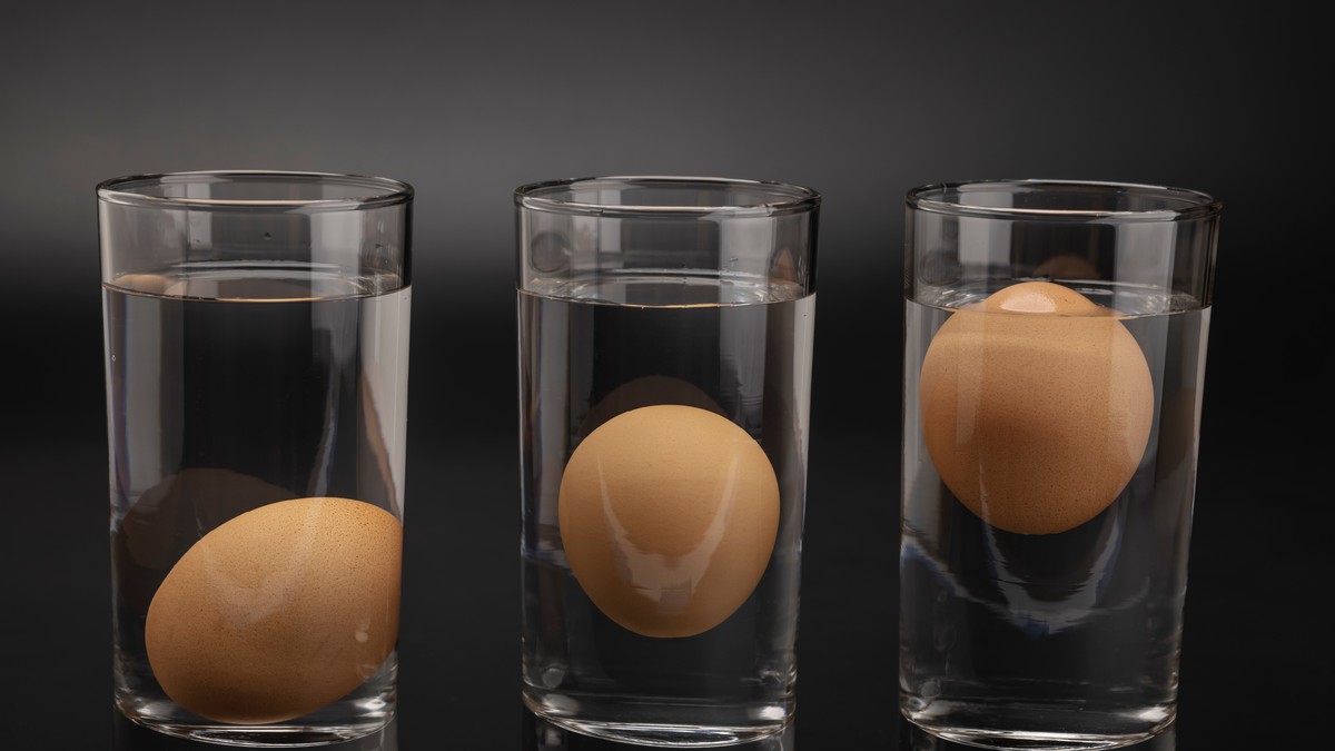 Kako proveriti da li su jaja sveža: Test sa vodom i drugi načini koji otkrivaju da li su bezbedna za jelo