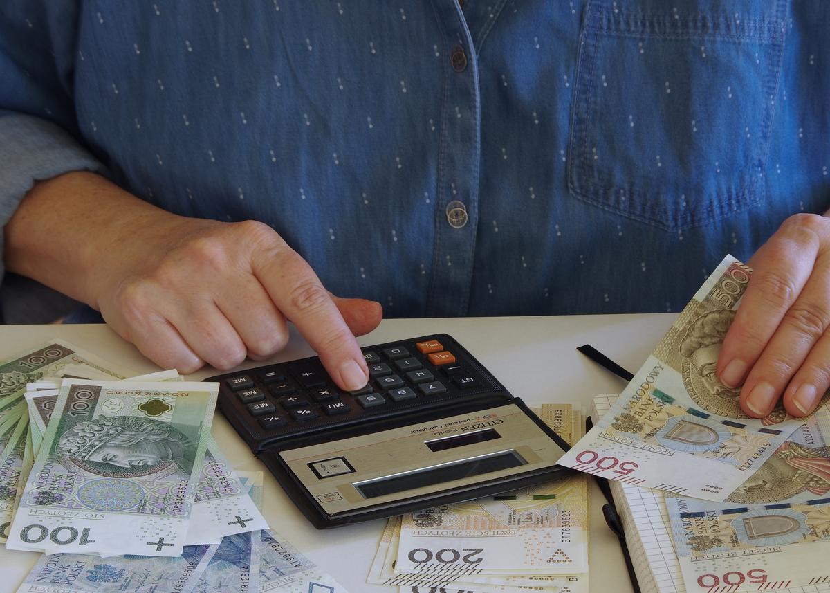 Kalkulator wynagrodzeń – prosty sposób by przekonać się, jak na nasze życie  wpłynie Polski Ład - Finanse - Forbes.pl