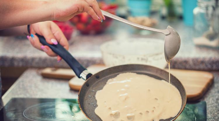 Így lesz tökéletes a palacsinta tésztája. Fotó: Getty Images