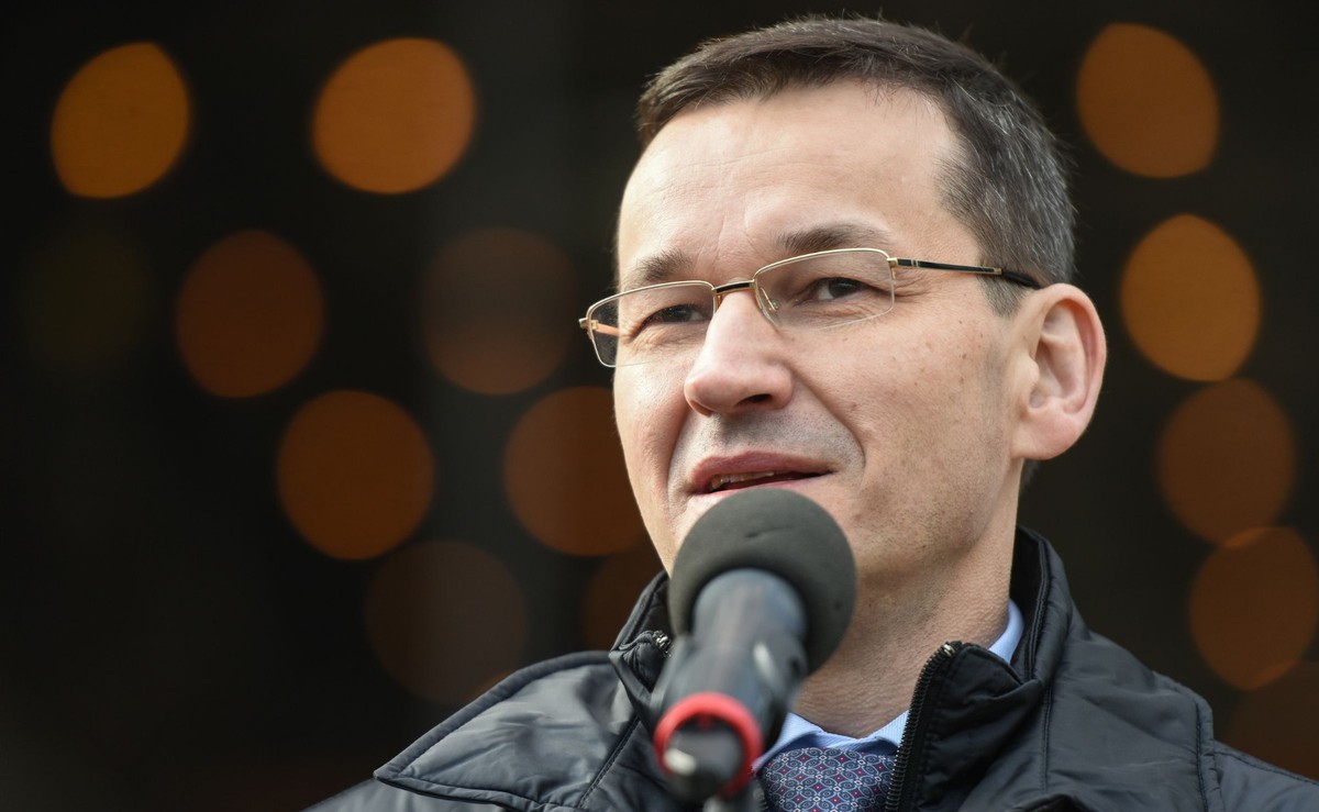 Morawiecki krytykuje zmiany w sprawie emisji CO2: To niebezpieczne dla przemysłu