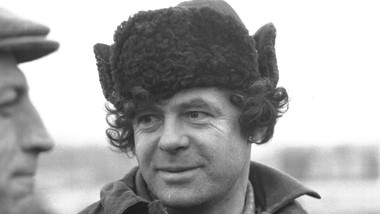 Ten QUIZ to łatwizna. Uzupełnij tytuł filmu lub serialu PRL