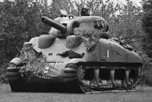 Gumowy czołg M4 Sherman, element operacji