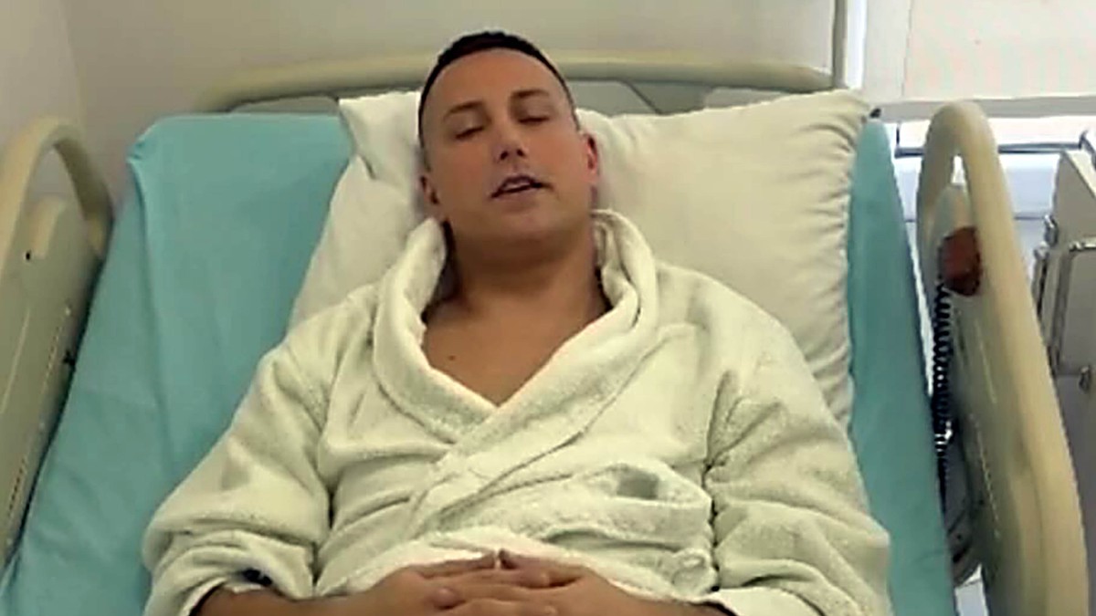 MARKO ĐEDOVIĆ OBJAVIO SLIKU IZ BOLNICE NAKON OPERACIJE Evo šta se dešava: 