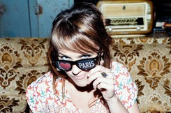 Z miłości do Paryża. Zaz z pomocą słynnych starszych panów [ZDJĘCIA]