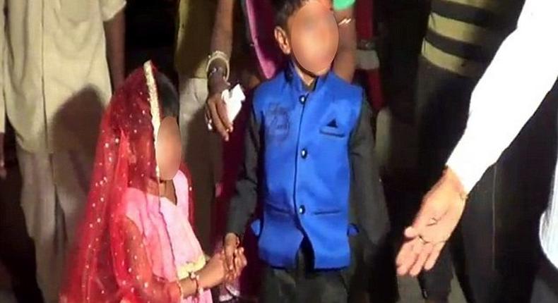 Indian child brides cry as they are being forced to wed young grooms