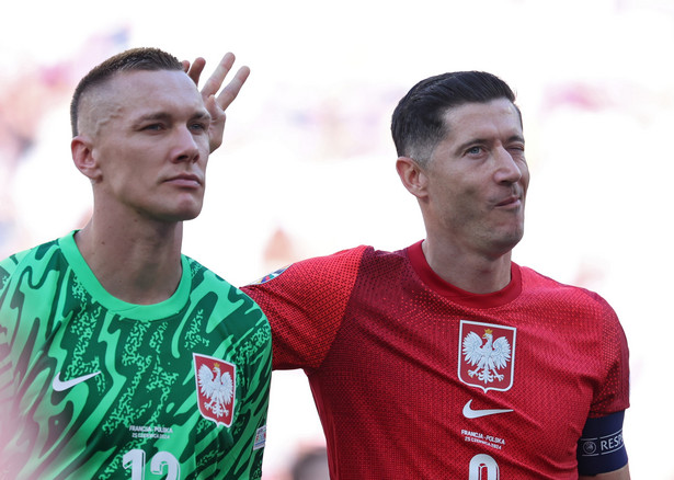 Łukasz Skorupski i Robert Lewandowski