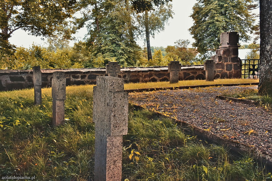 Cmentarz wojenny w Dubeninkach