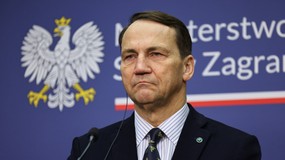 Radosław Sikorski o ataku na Polski konsulat. "Komuś nie podoba się, iż nasza polityka jest skuteczna"