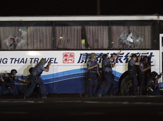 Masakra w porwanym autobusie