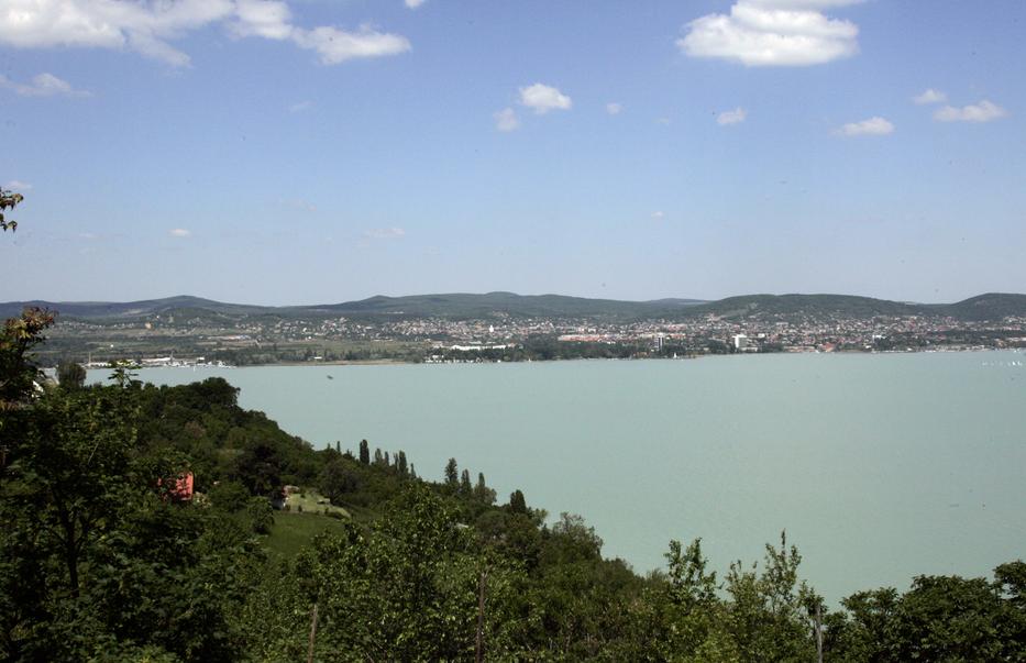 Augusztus 28-án, szombaton megtartják a X. Balaton-átevezést Fonyód és Badacsony között /Fotó: Northfoto 