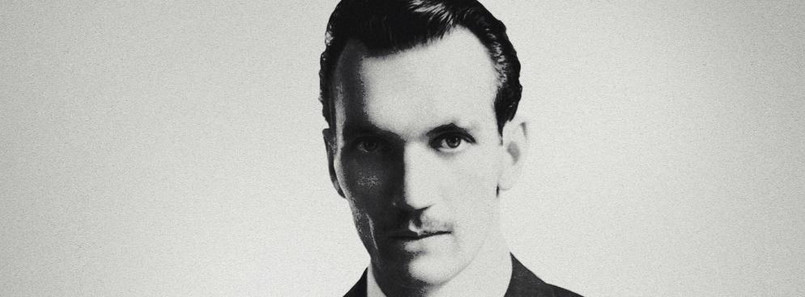 Karski i władcy ludzkości Jan Karski, pseudonim „Witold”, jako pierwszy człowiek na świecie ujawnił przed państwami zachodniej koalicji okrucieństwa i masowe zbrodnie, jakich hitlerowcy dopuszczali się na terenie Polski. Był emisariuszem Polskiego Państwa Podziemnego, potajemnie wysłanym do warszawskiego getta z misją rozpoznania sytuacji Żydów w przededniu „ostatecznego rozwiązania”. Jego celem było przekazanie światu wstrząsających informacji o tragedii narodu żydowskiego. „Jeżeli nie będzie interwencji aliantów, to w ciągu półtora roku ludność żydowska przestanie istnieć” – donosił w tzw. „Raporcie Karskiego”, który oparty był głównie na wiedzy zdobytej przez Jana Karskiego jako naocznego świadka. Niestety, informacje o Holokauście, przemycone przez Karskiego na Zachód, znalazły się wówczas na 16. stronie „New York Timesa”. Kilka lat temu amerykański „Newsweek” uznał Jana Karskiego za jedną z najwybitniejszych postaci, a jego wojenną misję określił jako jeden z moralnych kamieni milowych cywilizacji dwudziestego stulecia.