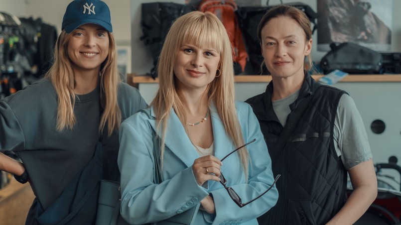 Masza Wągrocka, Barbara Wypych, Magdalena Różczka w "Matkach Pingwinów"