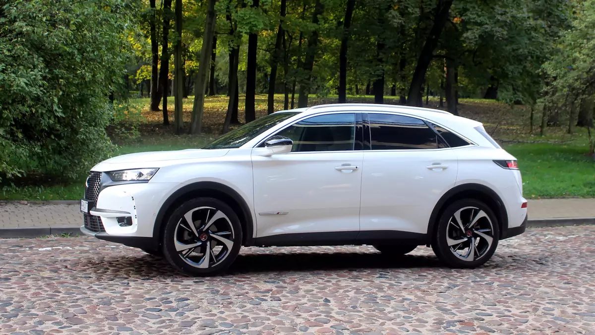 DS 7 Crossback 1.6 225 KM Performance Line