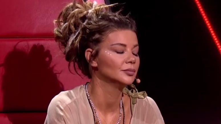 The Voice of Poland: zaskakująca decyzja Edyty Górniak. Wręczyła złoty  bilet - Plejada.pl