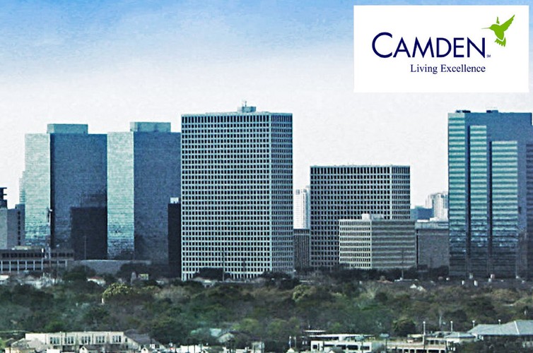 Na 10. pozycji znalazła się firma Camden Property Trust, która zajmuje pozyskiwaniem własności, rozwojem, zarządzaniem i dysponowaniem wielorodzinnych wspólnot mieszkaniowych. Firma w całych Stanach Zjednoczonych zarządza 167 kompleksami mieszkaniowymi, w których jest prawie 59 tys. mieszkań. Wśród zarządzanych nieruchomości znajdują się także w pełni wyposażone apartamenty wakacyjne, w których pracownicy mają 20 proc. zniżki na wynajem. Firma funduje także swoim pracownikom stypendia studenckie. W poprzedniej edycji Camden Property Trust była na 11. miejscu.