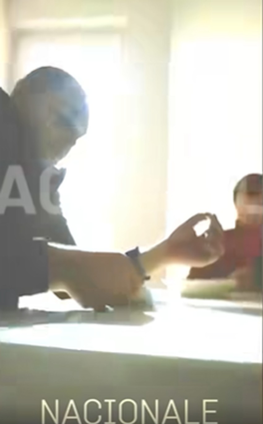 Muškarac navodno konzumira narkotike