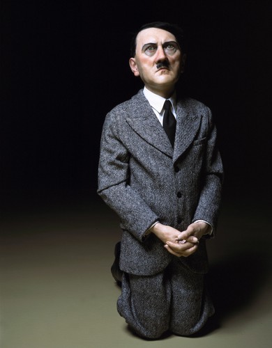 Maurizio Catellani jest autorem tego dzieła