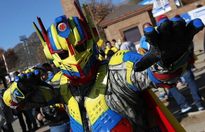 Piękne fanki i szaleni kibice na Copa America