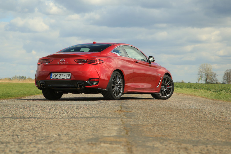 Infiniti Q60 S