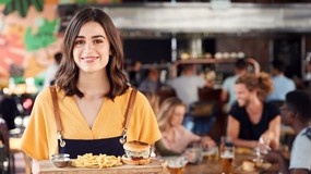 Umowa zlecenia z uczniem lub studentem. Czy może być oskładkowana?