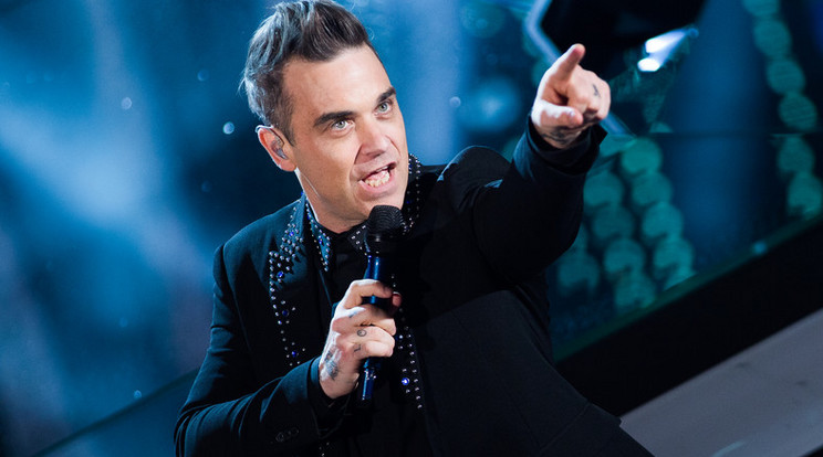 Szállodai szobájából nézte az augusztus 20-ai fővárosi tűzijátékot Robbie Williams és családja / Fotó: AFP