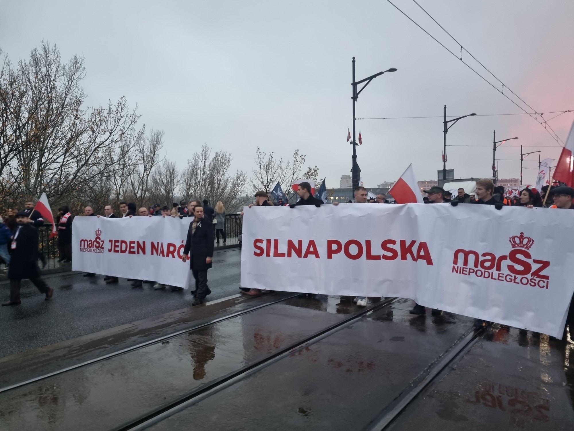 Pochod vo Varšave pri príležitosti Dňa nezávislosti.