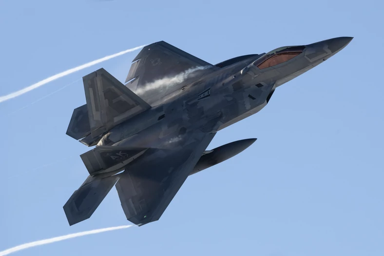 F-22 Raptor.