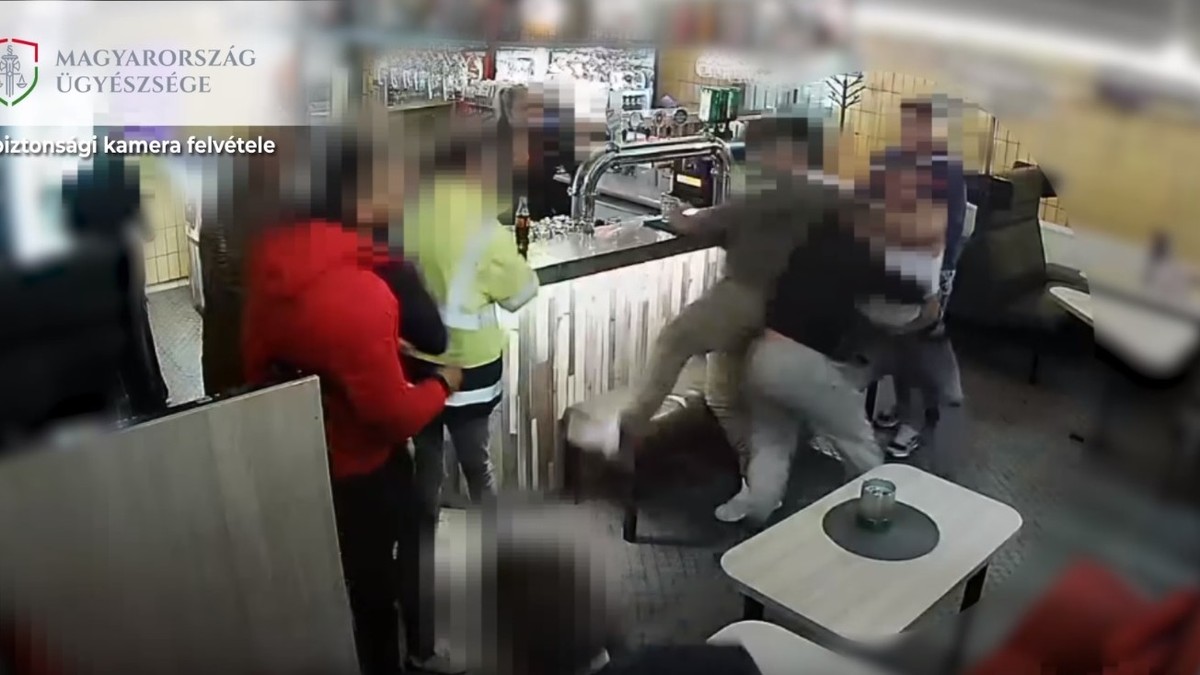 Brutális tömegverekedés tört ki egy balatonboglári kávézóban: a balhét egy, a környéket terrorban tartó testvérpár robbantotta ki – videó