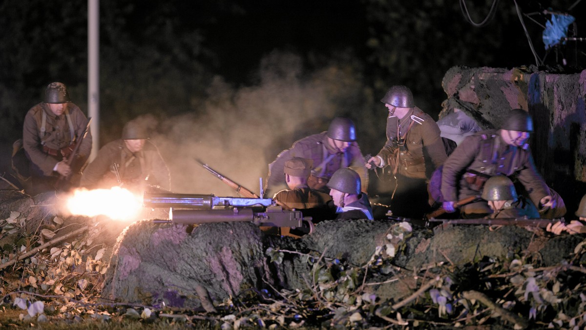 Z udziałem premiera Donalda Tuska odbyły się rano na gdańskim półwyspie Westerplatte obchody 72. rocznicy wybuchu II wojny światowej. Uroczystość rozpoczęła rekonstrukcja historyczna walk stoczonych na półwyspie 1 września 1939 roku.