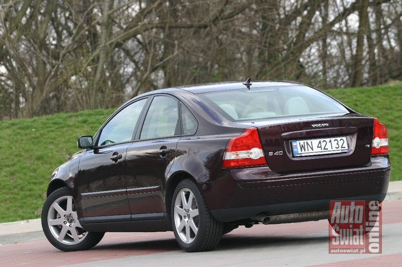 Volvo S40