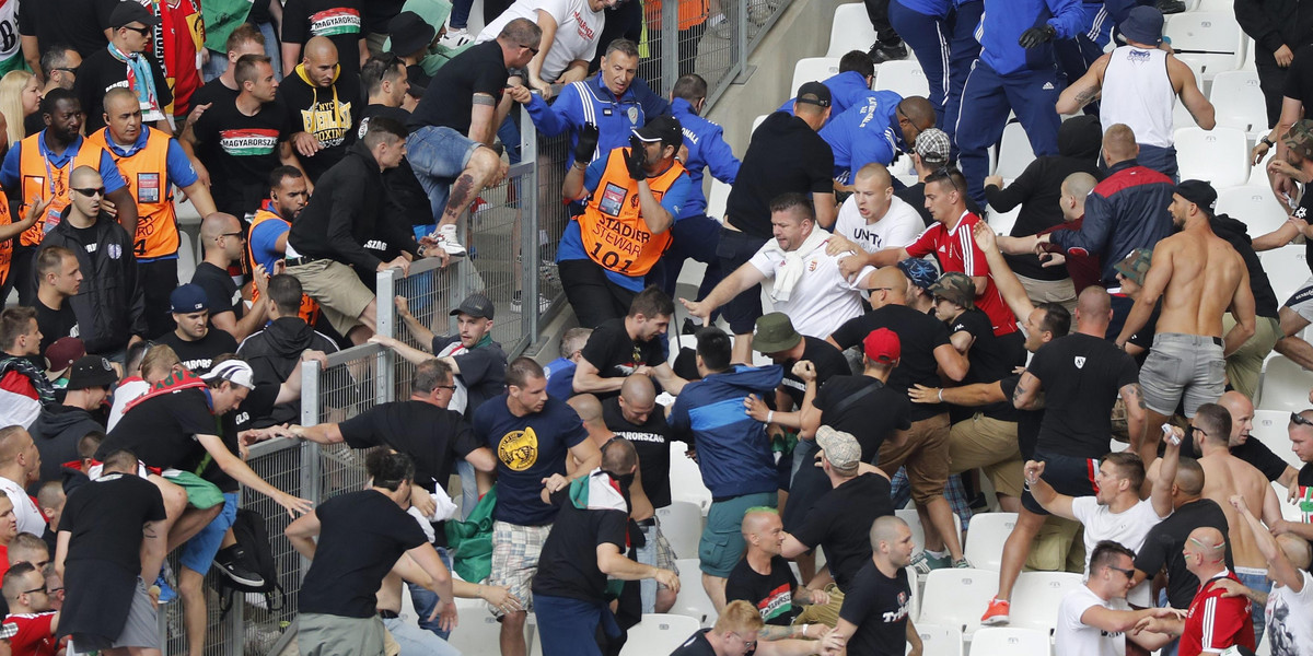 Euro 2016: Dantejskie sceny prze meczem Węgry - Islandia