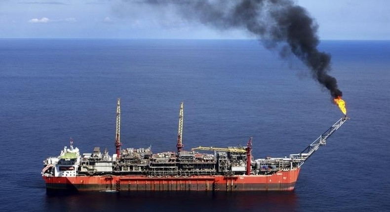 A ship loads crude oil, which remains Nigeria's major trading export, at Bonga off-shore oil field outside Lagos, file photo. REUTERS/Akintunde Akinleye