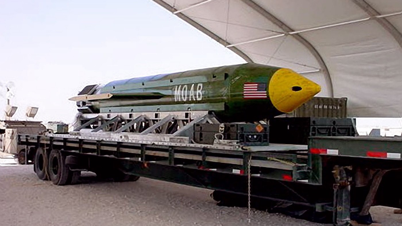 „Mama tuturor bombelor”,ar putea fi folosită împotriva Iranului, amenință Trump. Ce este GBU-43/B -MOAB și cum acționează